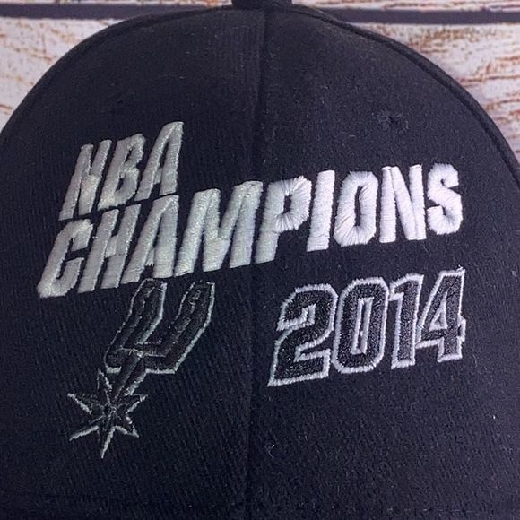 OSFM Strapback SAN ANTONIO SPURS NBA Champions Hat Cap Licensed Black - Picture 2 of 8